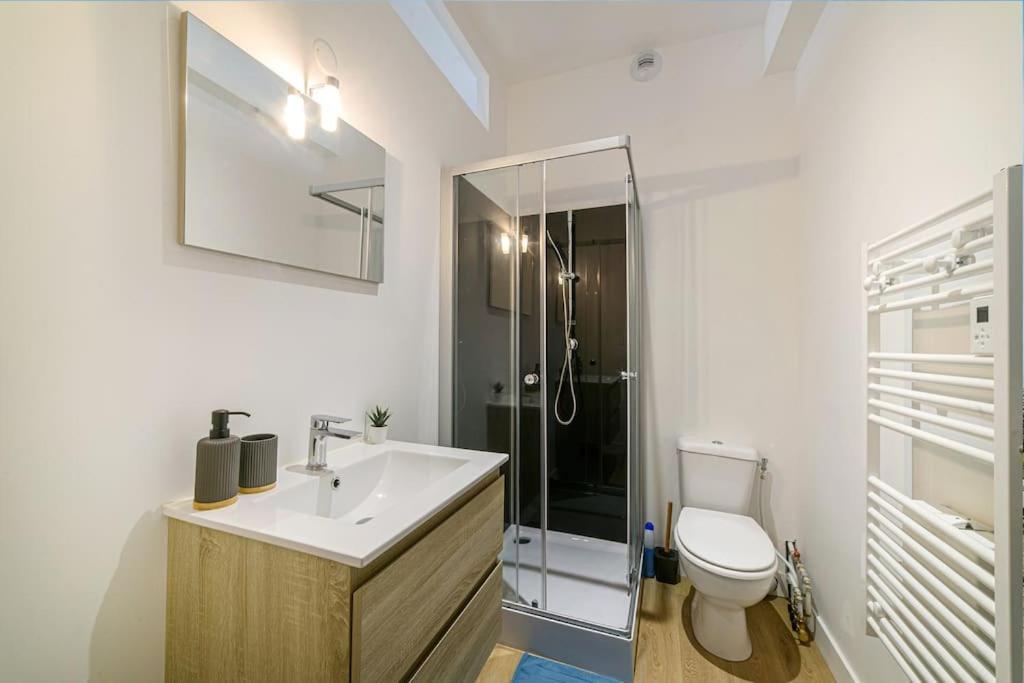 Апартаменты Spacieux Studio Renove Вильнёв-сюр-Ло Экстерьер фото