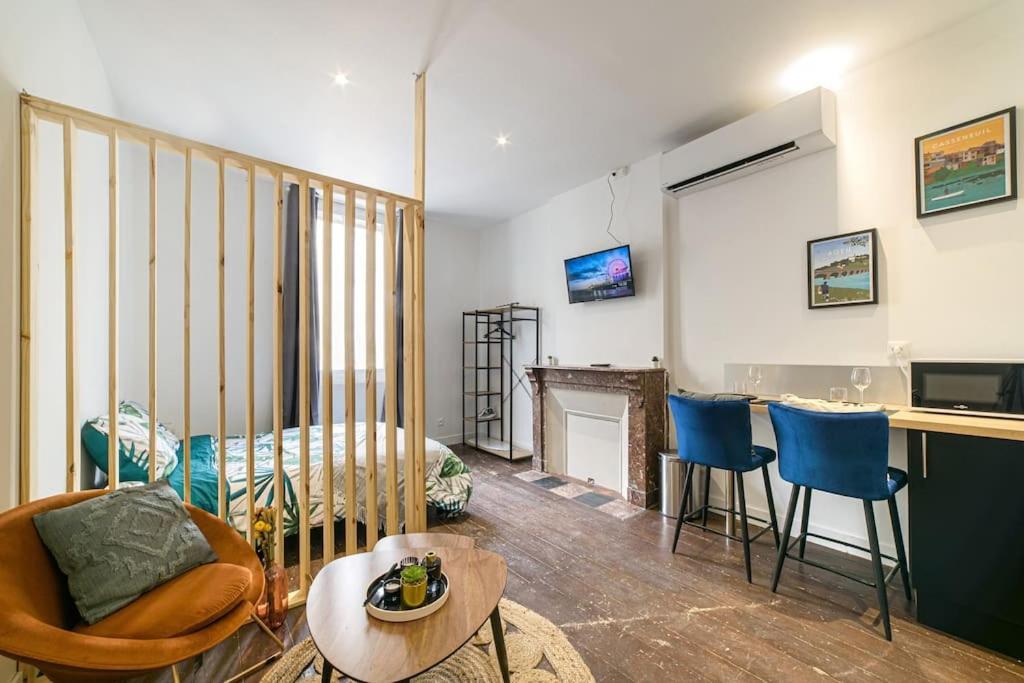 Апартаменты Spacieux Studio Renove Вильнёв-сюр-Ло Экстерьер фото