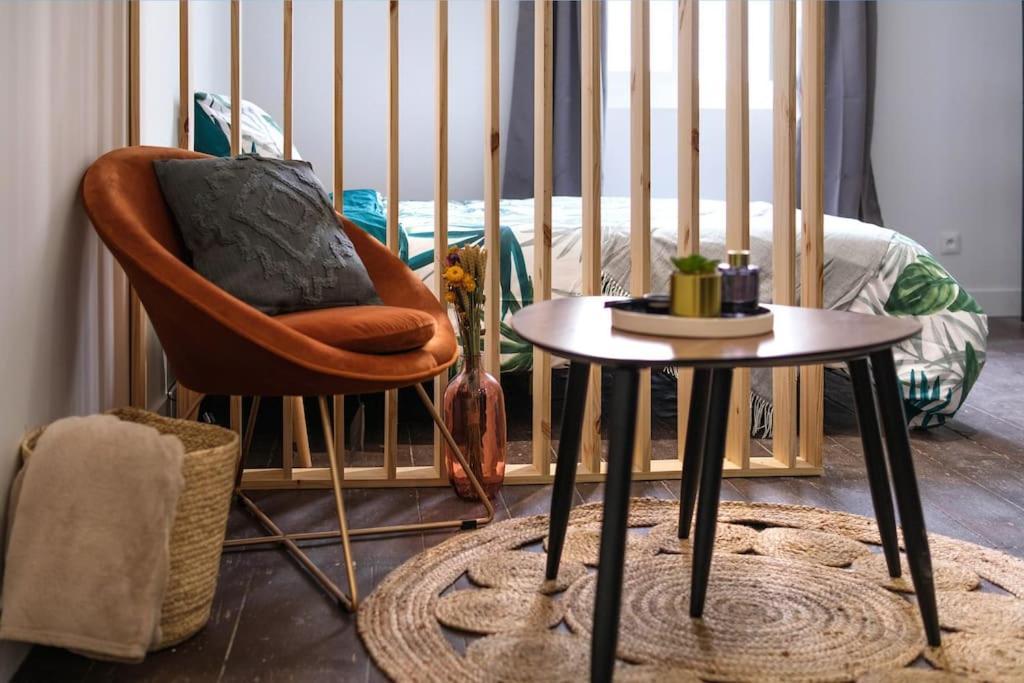 Апартаменты Spacieux Studio Renove Вильнёв-сюр-Ло Экстерьер фото